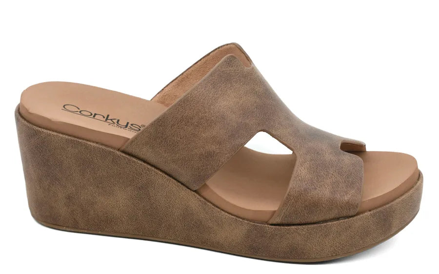 Pucker Up Corky Wedge