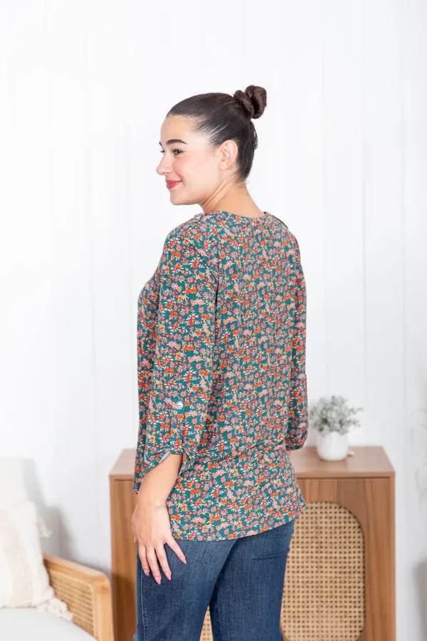 Love Abounding Top