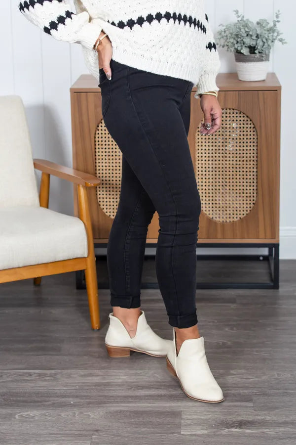 The Tessa Pull On Judy Blue Jeans