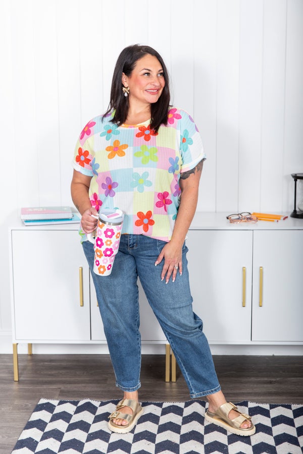 Sunkissed Daisies Top