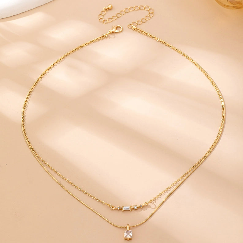 Layer Crystal Bar & Solitaire Square Necklace