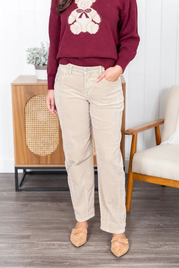 A Cut Of Corduroy Risen Barrell Pants