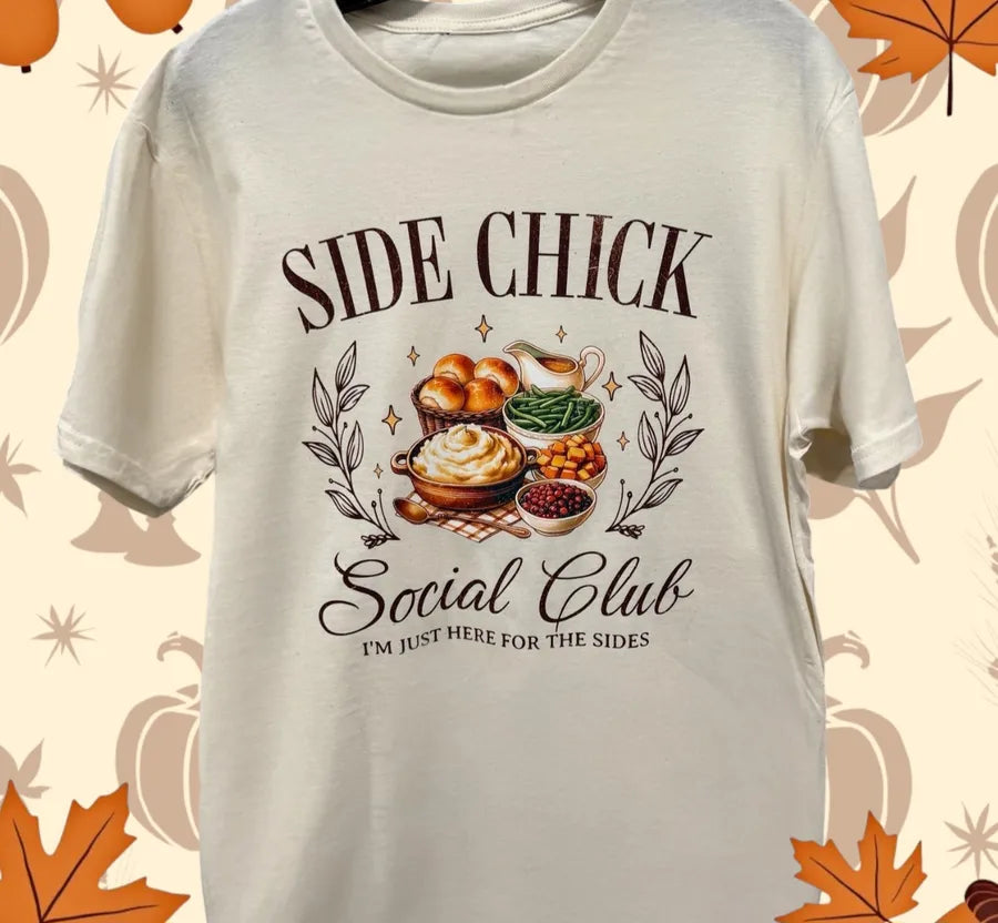 SIDE CHICK GRAPHIC TEE