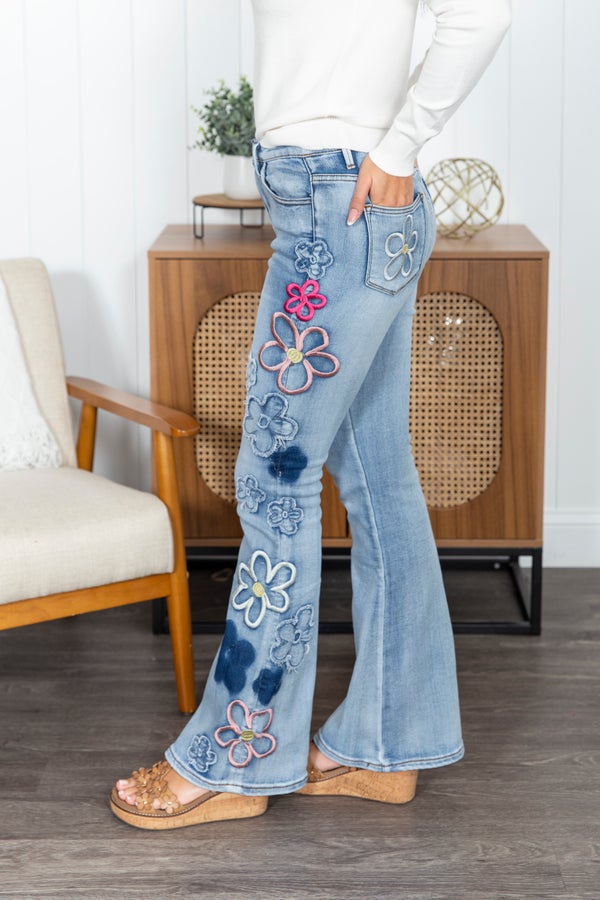 Oli And Hali Washed Flower Embroidery Flare Jeans