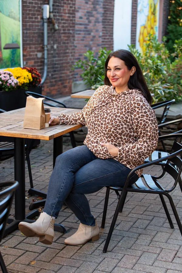 Bold Horizon Top