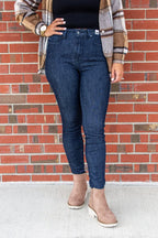 Overachiever Judy Blue Tummy Control Jeans
