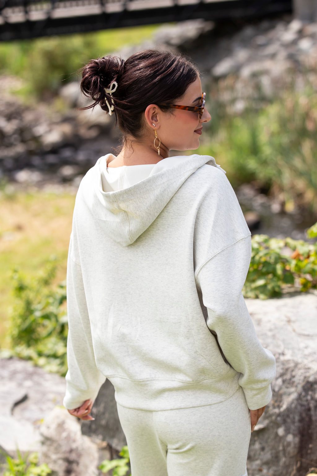 Calm Current Separates