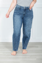 The Dawn Judy Blue Barrel Jeans