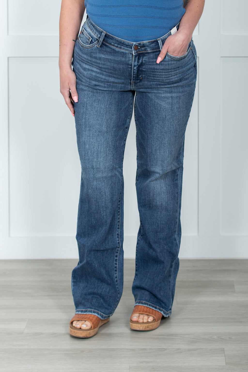 The Kelsea V-Front Judy Blue Jeans