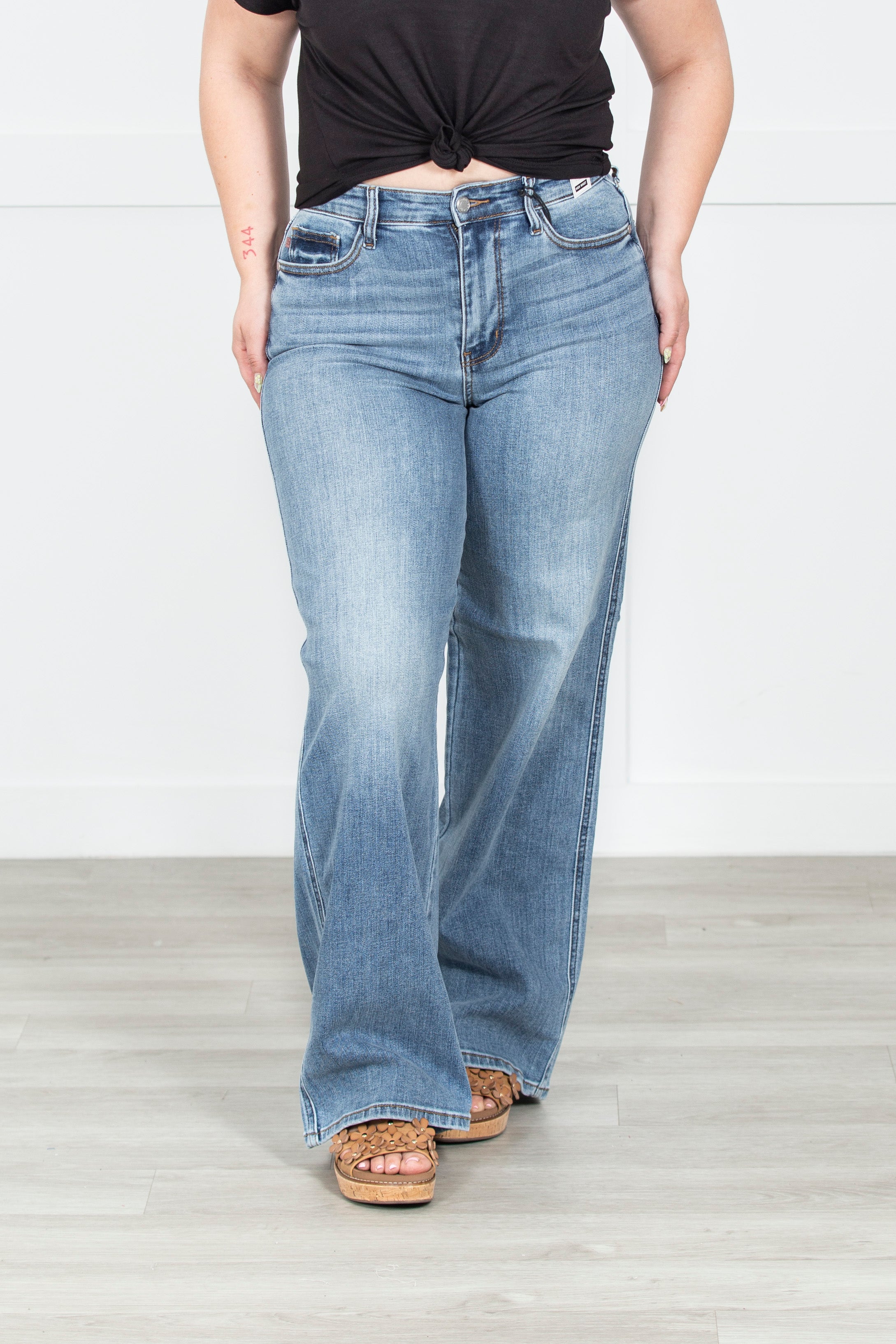 The Angie Judy Blue Column Straight Jeans