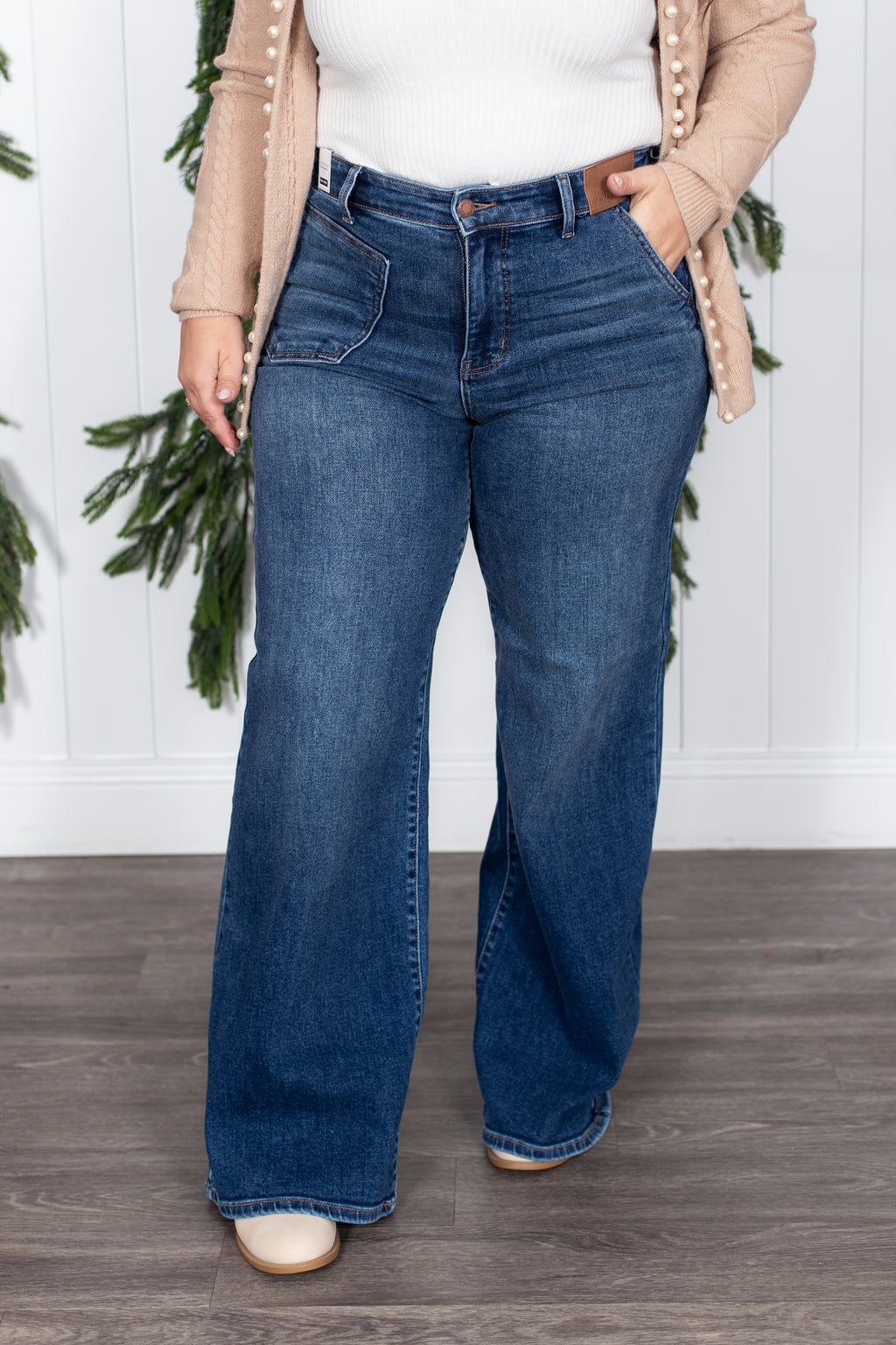 The Gabriella Retro Wide Judy Blue Jeans