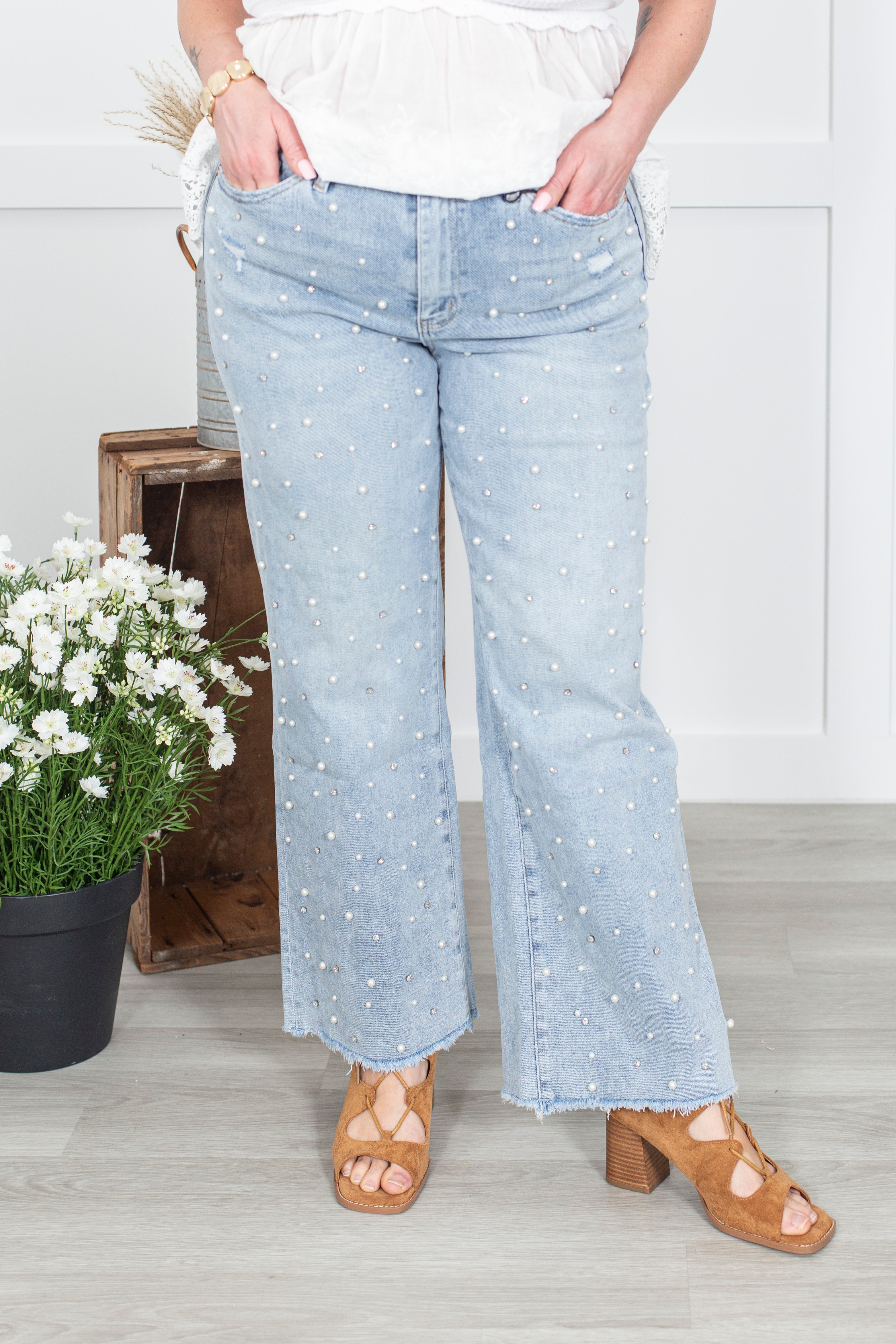 The Josie Wide Leg Mica Jean