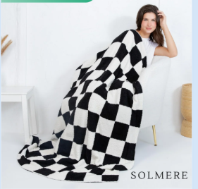 BLANKET-BLK/WHT