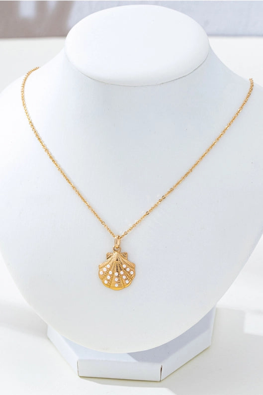 Pearl Accented Shell Pendant Necklace