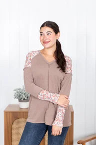 Gifted Treasure Top