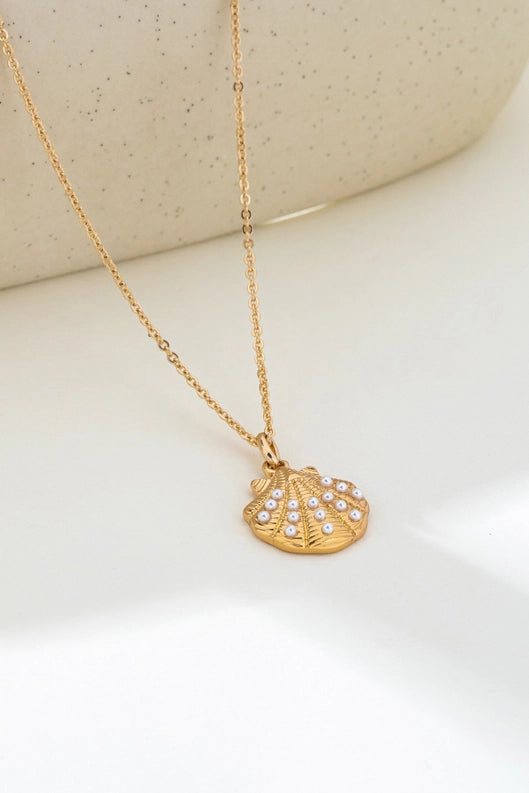 Pearl Accented Shell Pendant Necklace
