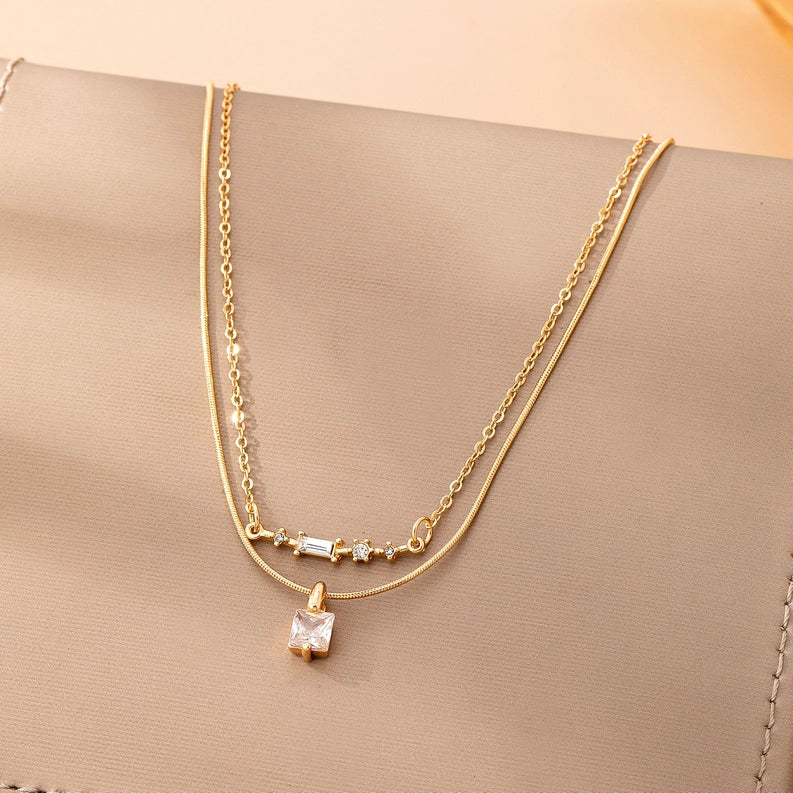 Layer Crystal Bar & Solitaire Square Necklace